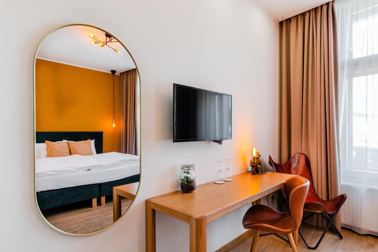 H11 Rooms Естергом Екстериор снимка
