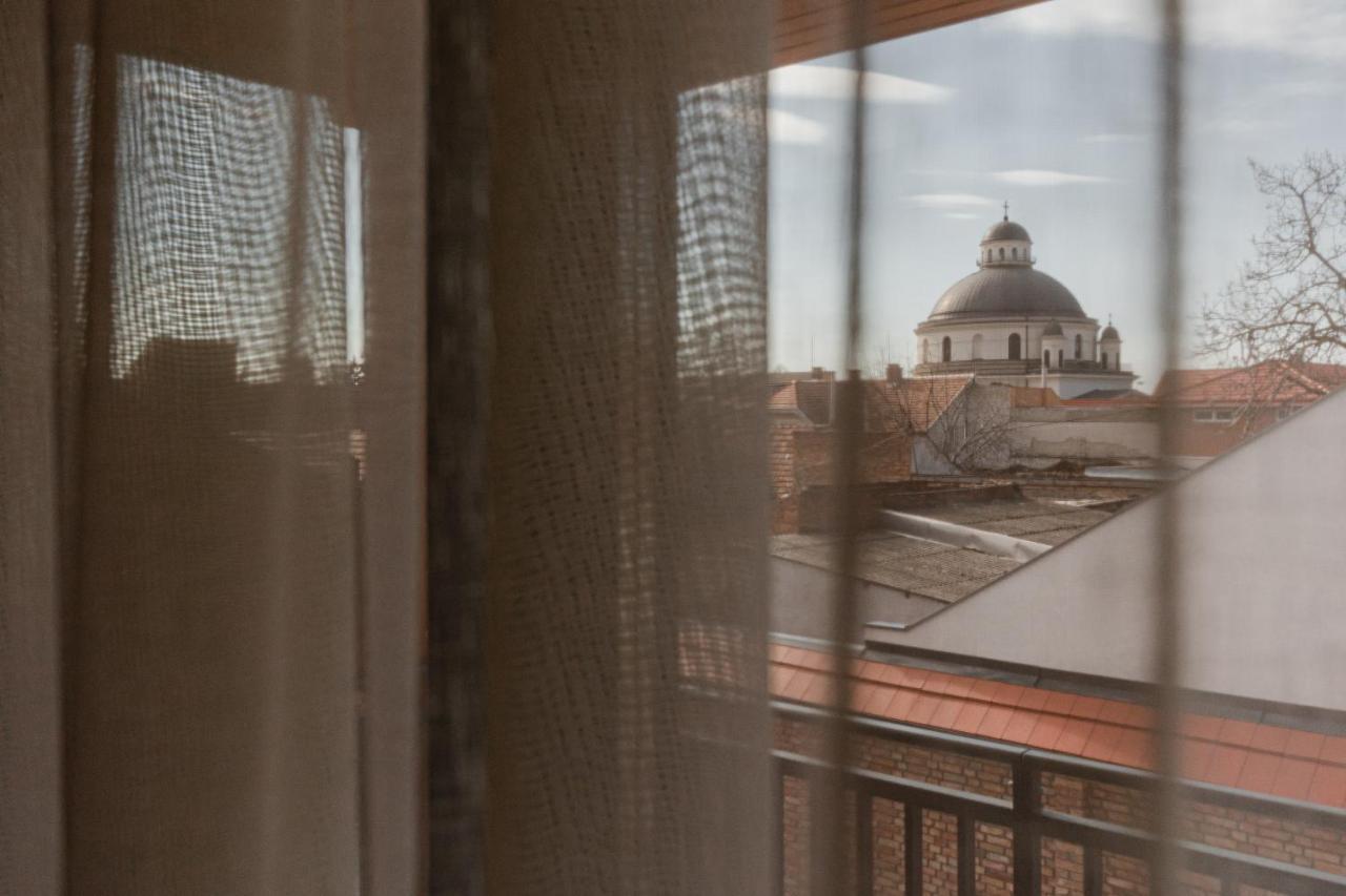 H11 Rooms Естергом Екстериор снимка